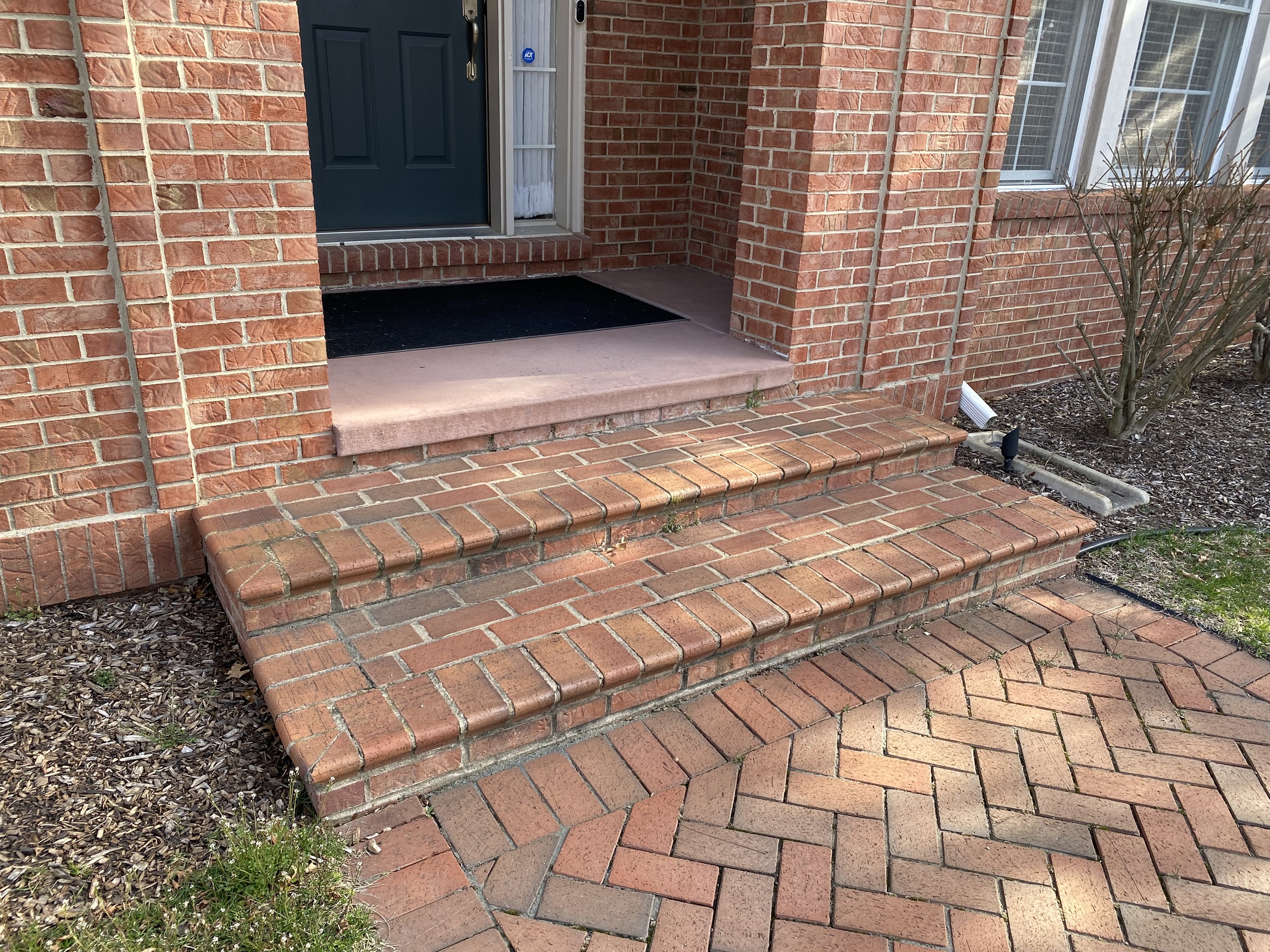 northville front yard walkway