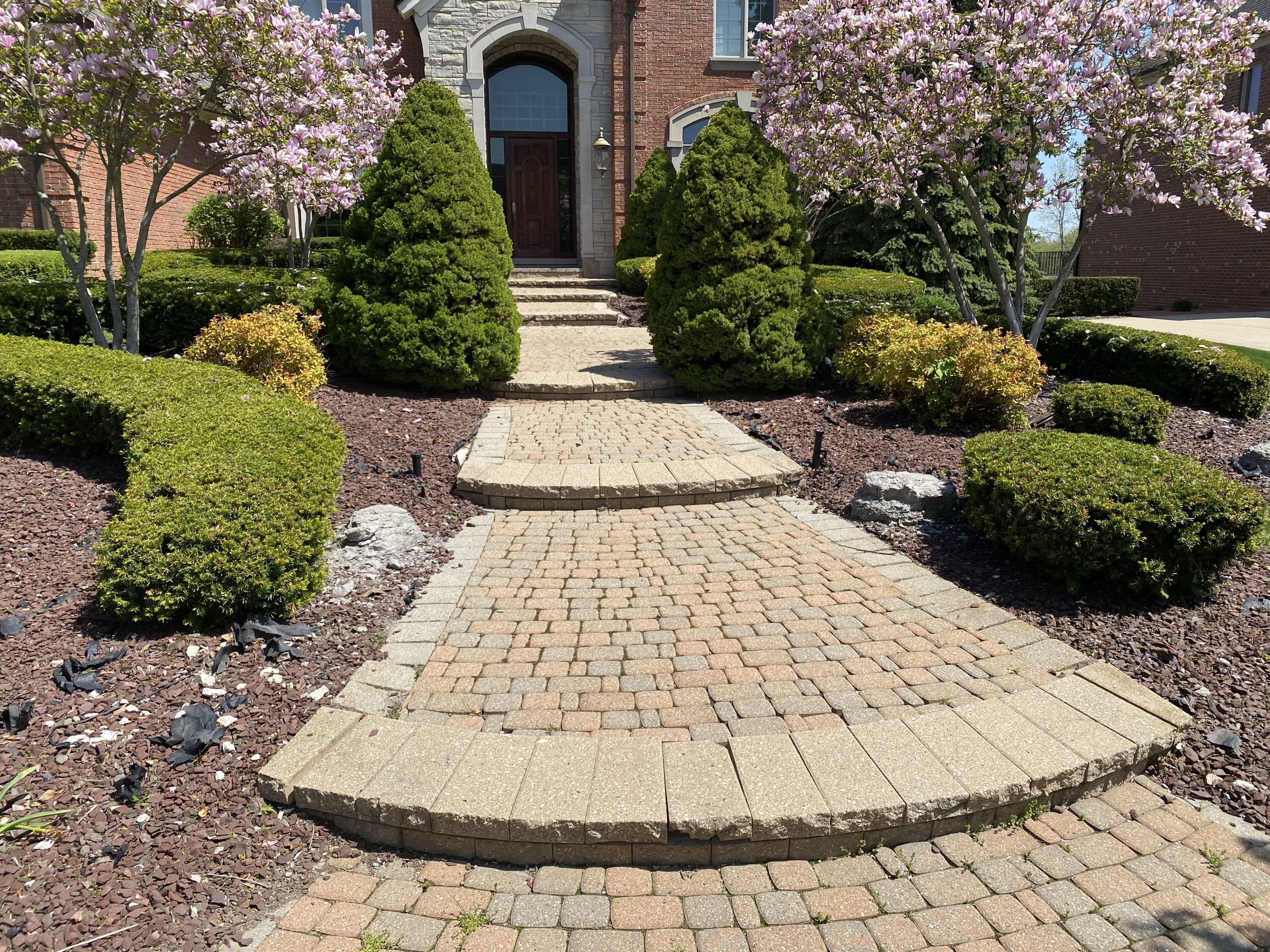 northville front walkway