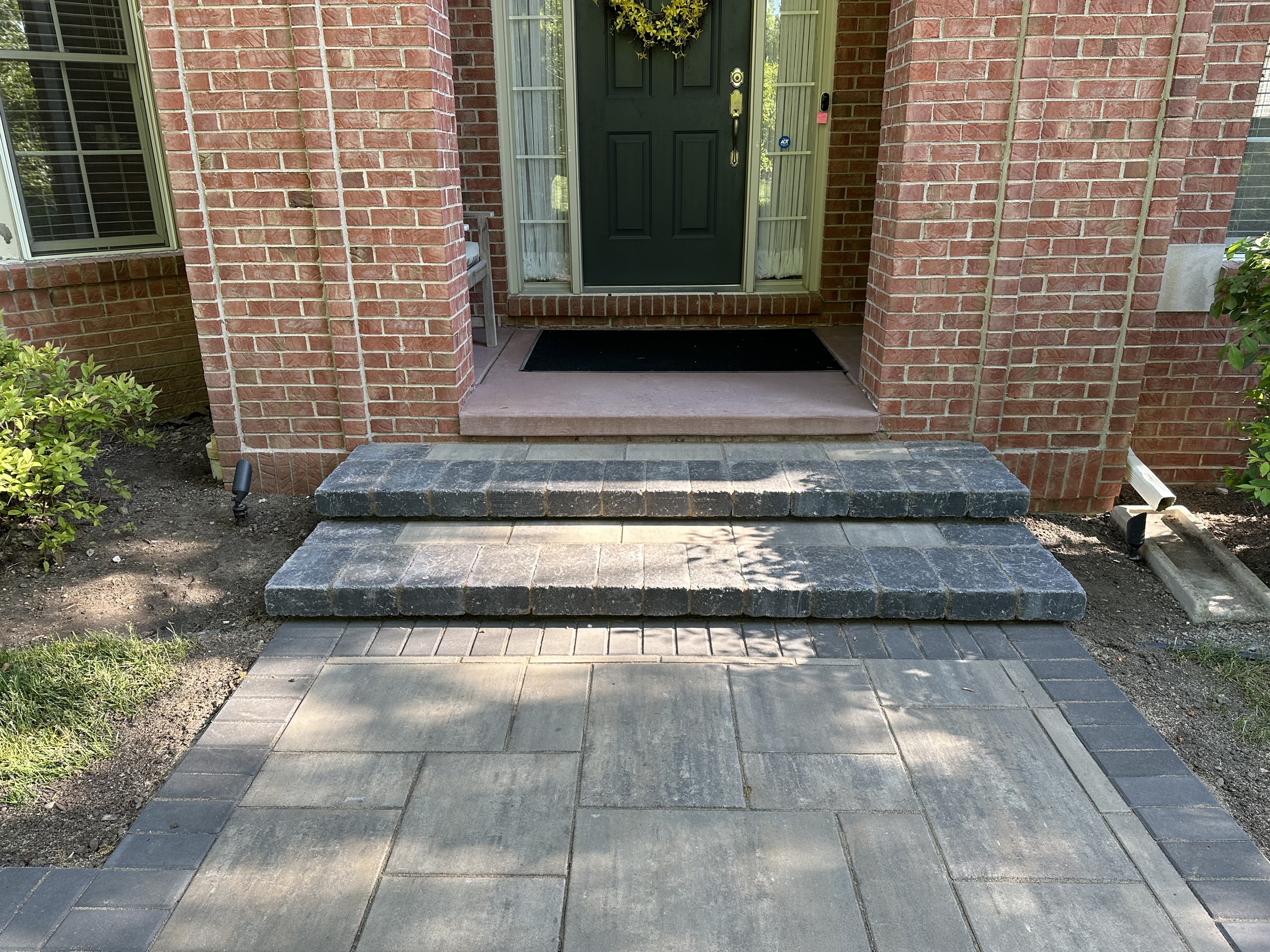 northville front yard walkway