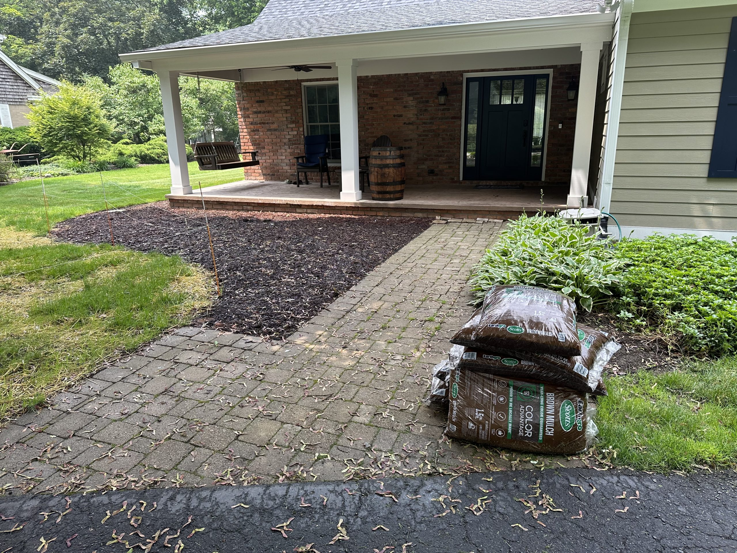 northville front walkway